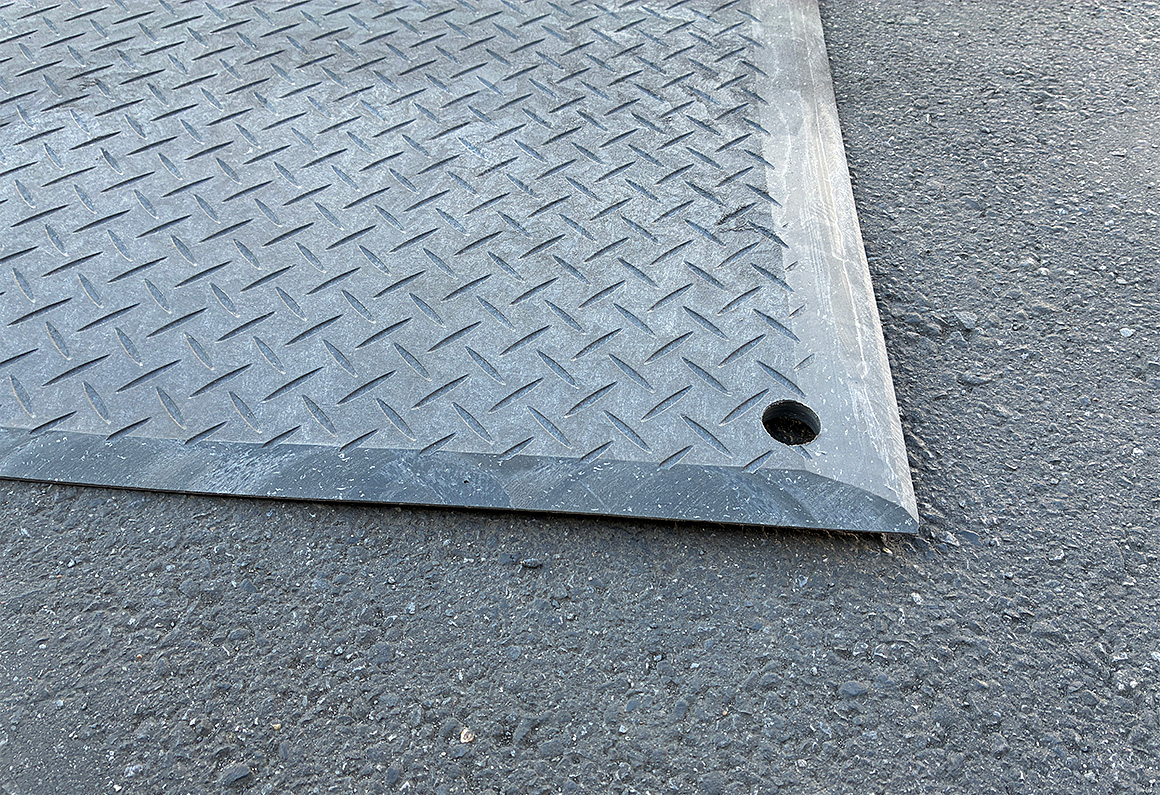 段差解消のための端部カット処理